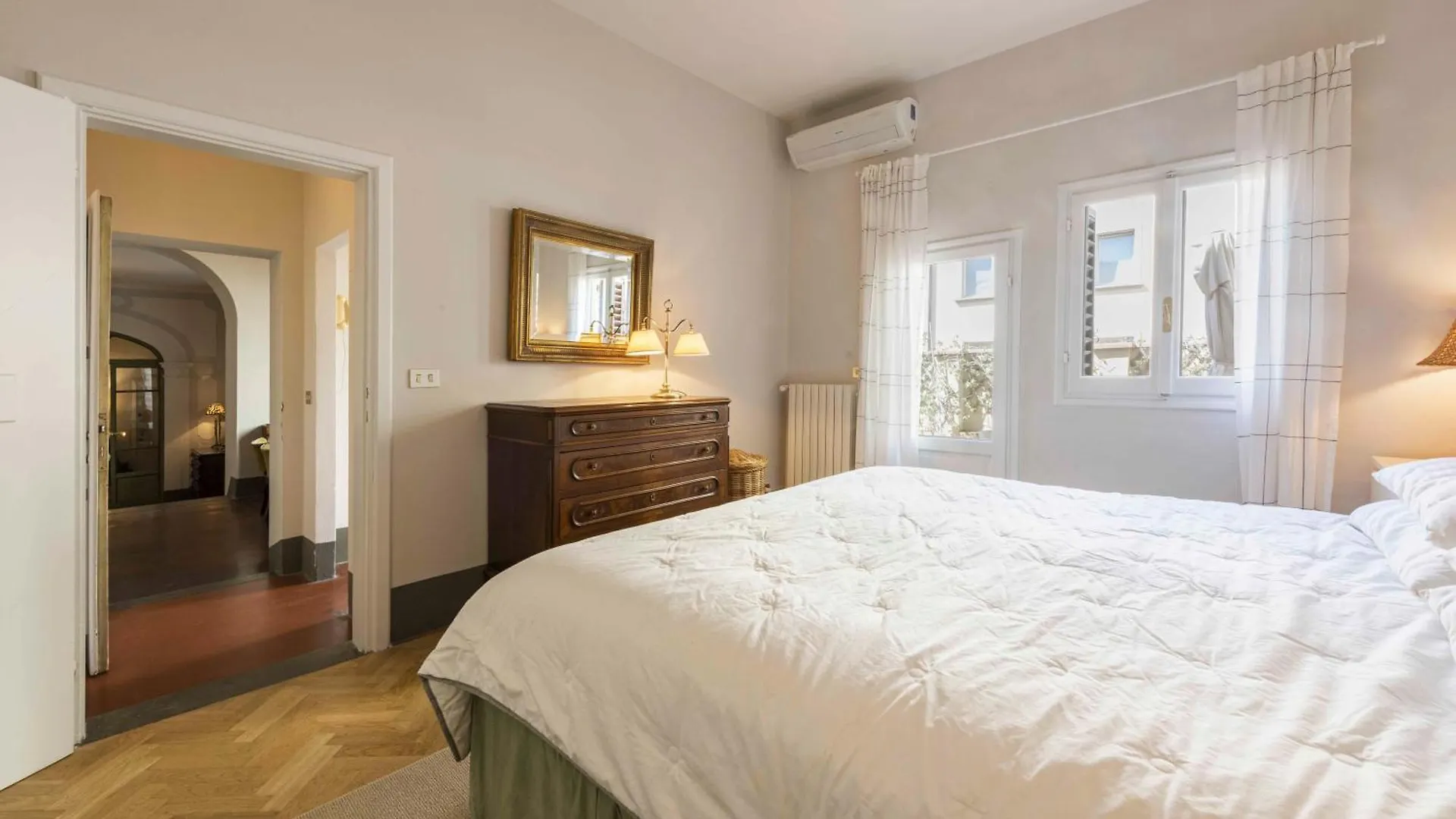 פירנצה Classic Borgo Apostoli By Mmega דירה