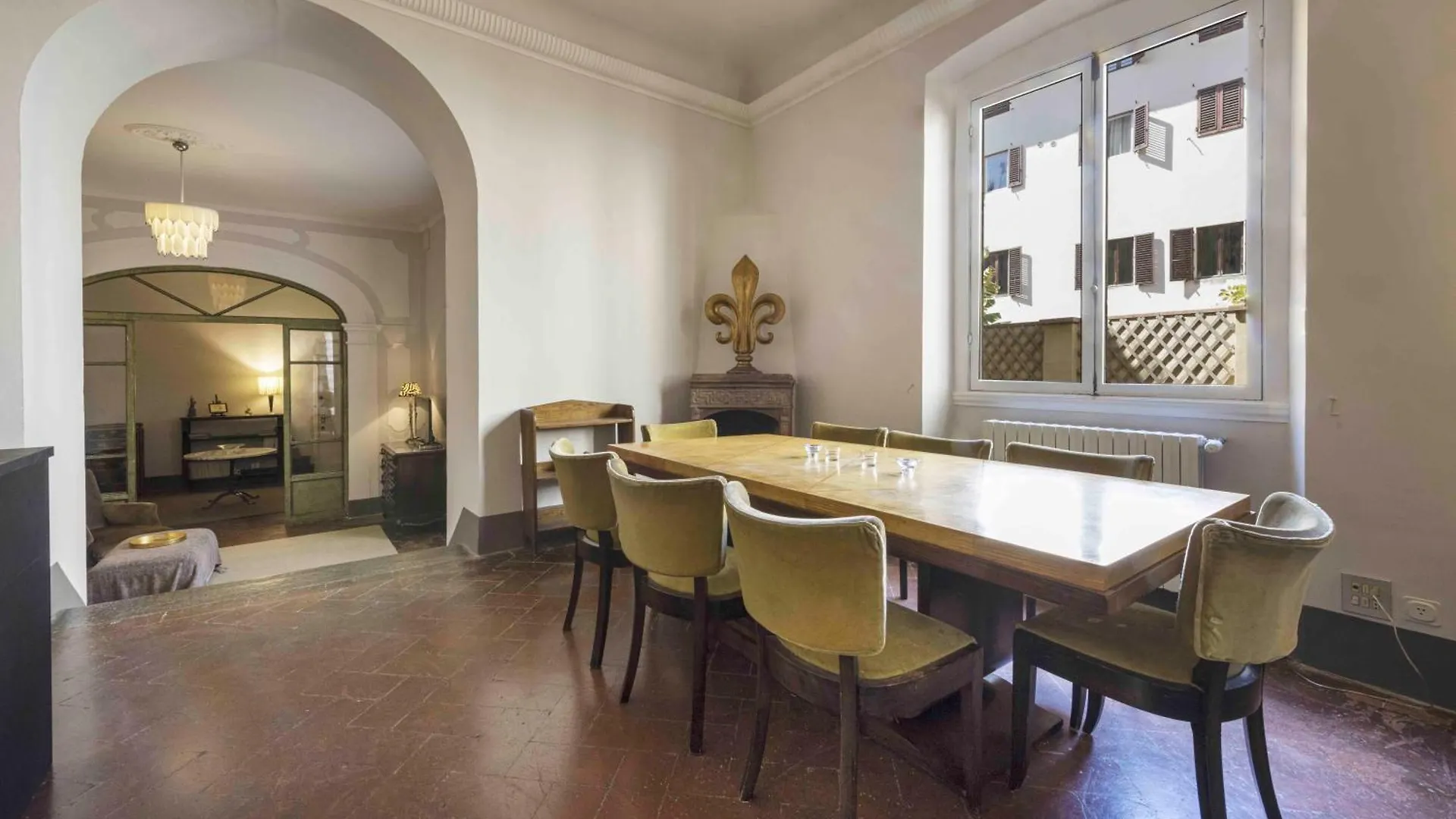 Classic Borgo Apostoli By Mmega Florence Apartment